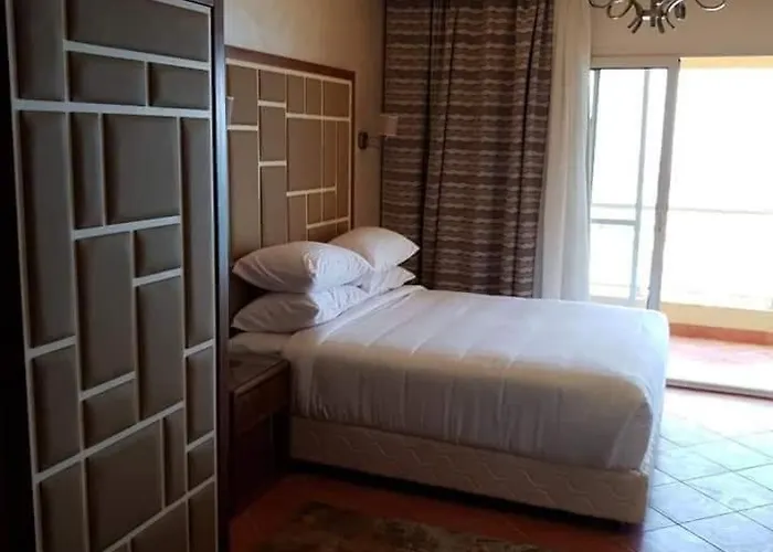 酒店 Porto Sokhna 4*
